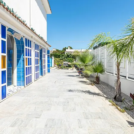 Holiday home Amazing In Laura With Outdoor Swimming Pool