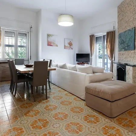 Amazing In Laura With Outdoor Swimming Pool Holiday home *