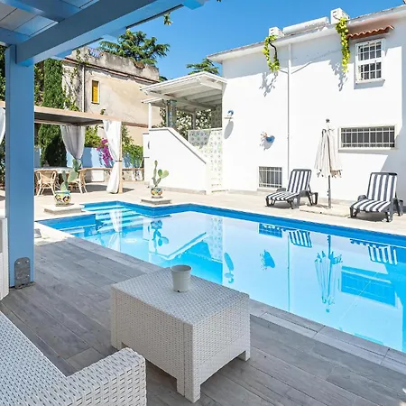 Amazing In Laura With Outdoor Swimming Pool Holiday home Paestum